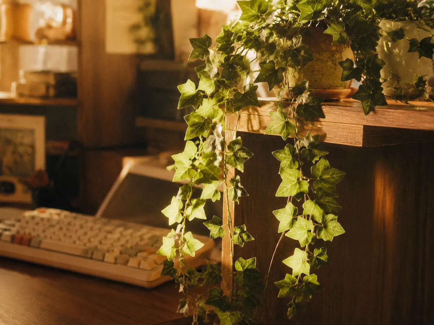 Trailing Artificial Ivy Desk Decor